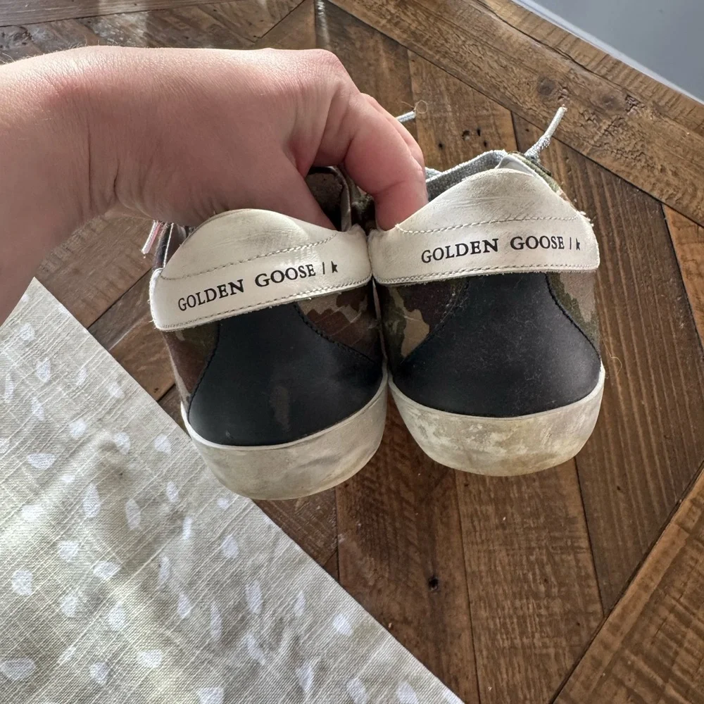 Golden Goose Camo Sneakers with Pink Star - Picture 4 of 10